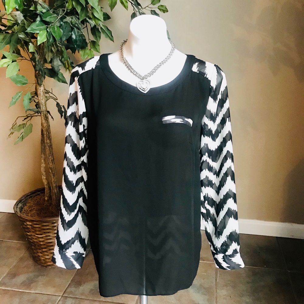 AB Studio Black And White Sheer Chevron Blouse